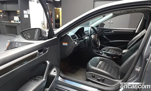 Volkswagen Passat 2016 1.8 автомат (гидро), миниатюра 10 Volkswagen Passat 2016 1.8 автомат (гидро), миниатюра 10