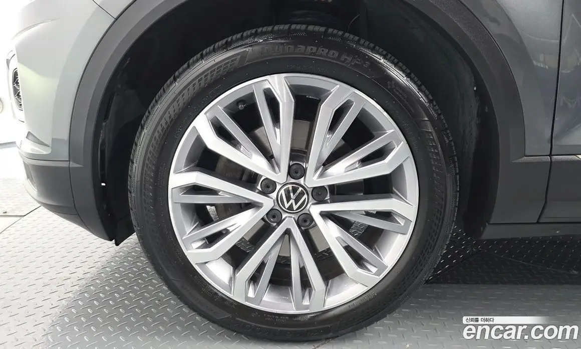 Volkswagen T-Roc 2021 2.0 автомат (гидро), фото 5 Volkswagen T-Roc 2021 2.0 автомат (гидро), фото 5
