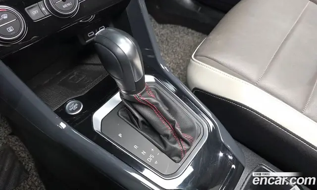 Volkswagen T-Roc 2021 2.0 автомат (гидро), миниатюра 9 Volkswagen T-Roc 2021 2.0 автомат (гидро), миниатюра 9