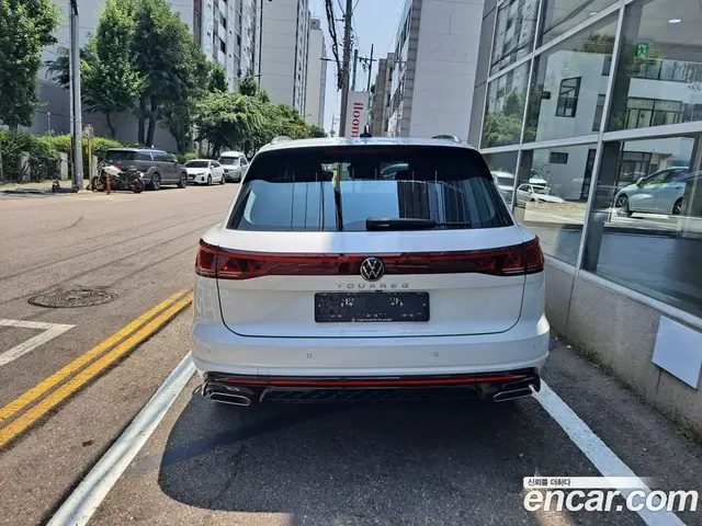 Volkswagen Touareg 2026 3.0 автомат (гидро), миниатюра 4 Volkswagen Touareg 2026 3.0 автомат (гидро), миниатюра 4