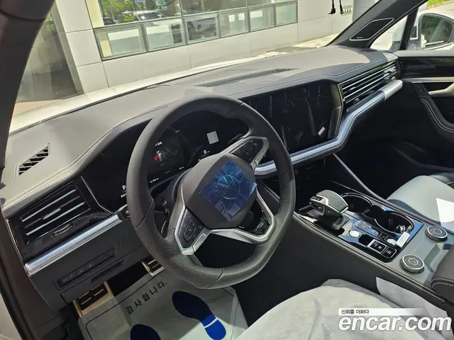 Volkswagen Touareg 2026 3.0 автомат (гидро), миниатюра 5 Volkswagen Touareg 2026 3.0 автомат (гидро), миниатюра 5