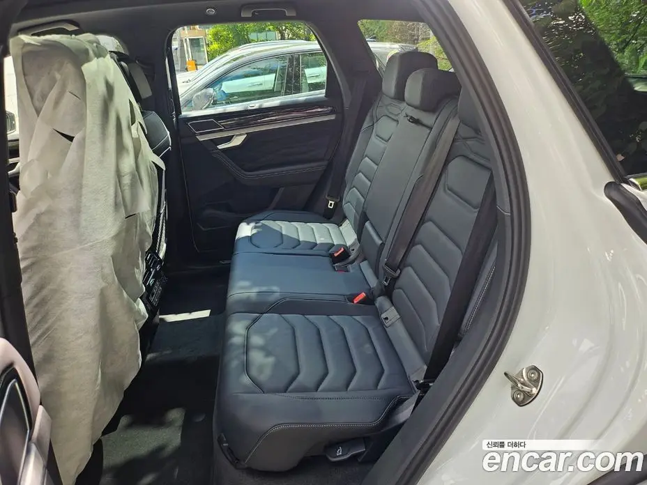 Volkswagen Touareg 2026 3.0 автомат (гидро), фото 7 Volkswagen Touareg 2026 3.0 автомат (гидро), фото 7