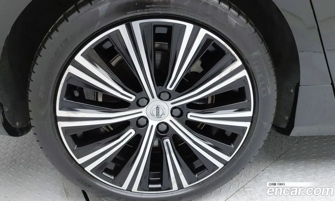 Volvo S90 2022 2.0 автомат (гидро), фото 8 Volvo S90 2022 2.0 автомат (гидро), фото 8