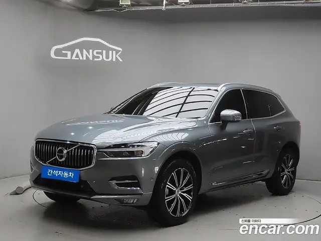Volvo XC60 2021 2.0 автомат (гидро), миниатюра 1 Volvo XC60 2021 2.0 автомат (гидро), миниатюра 1