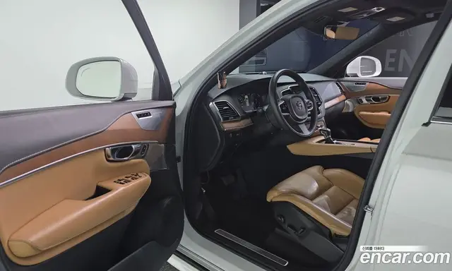 Volvo XC90 2019 2.0 автомат (гидро), миниатюра 10 Volvo XC90 2019 2.0 автомат (гидро), миниатюра 10
