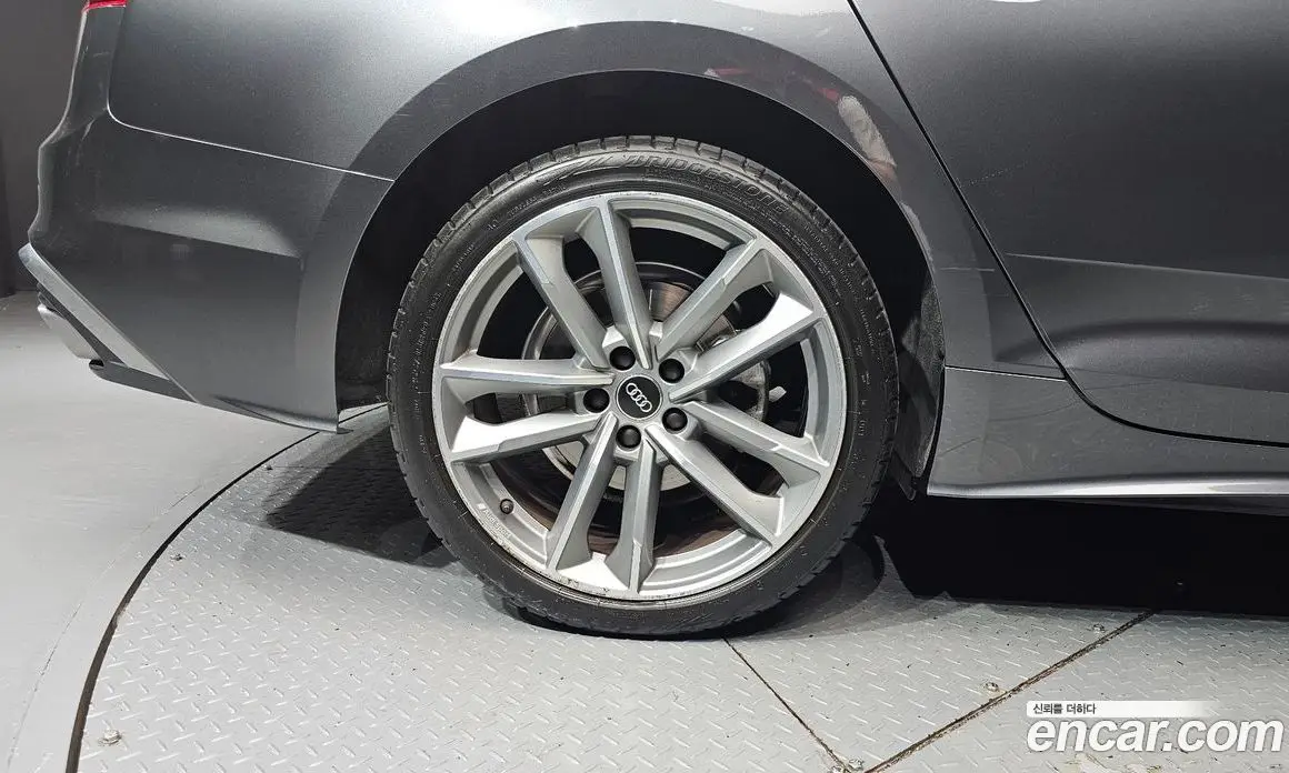 Audi A5 2020 2.0 автомат (гидро), фото 5 Audi A5 2020 2.0 автомат (гидро), фото 5