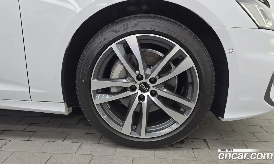 Audi A6 2021 2.0 автомат (гидро), фото 7 Audi A6 2021 2.0 автомат (гидро), фото 7