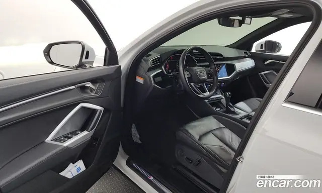 Audi Q3 2022 2.0 автомат (гидро), миниатюра 12