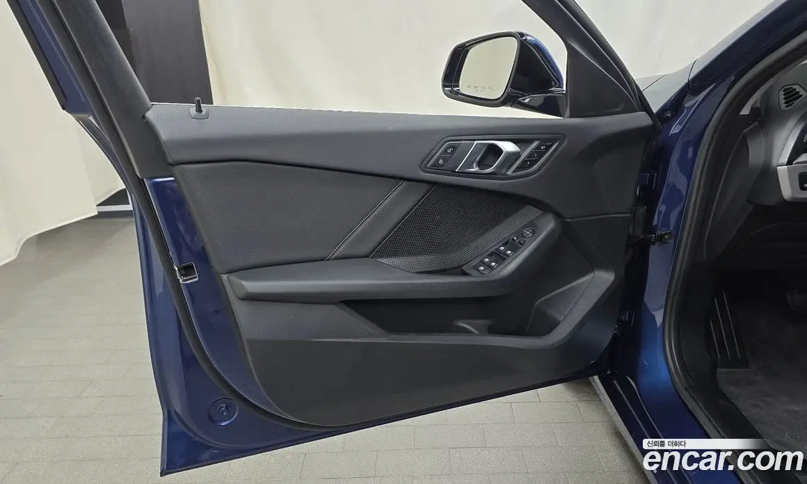 BMW 1 серия 2021 2.0 автомат (гидро), фото 14 BMW 1 серия 2021 2.0 автомат (гидро), фото 14