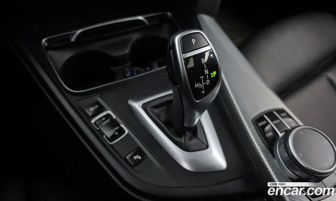 BMW 3 серия 2018 2.0 автомат (гидро), фото 9 BMW 3 серия 2018 2.0 автомат (гидро), фото 9