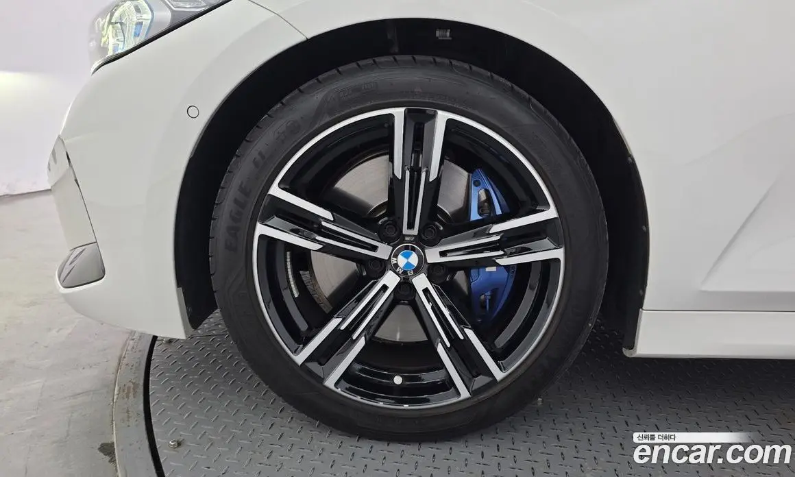 BMW 3 серия 2023 2.0 автомат (гидро), фото 5
