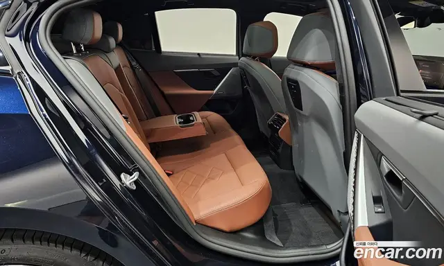 BMW 5 серия 2025 2.0 автомат (гидро), миниатюра 11 BMW 5 серия 2025 2.0 автомат (гидро), миниатюра 11