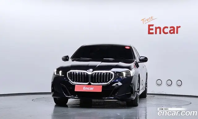 BMW 5 серия 2025 2.0 автомат (гидро), миниатюра 3 BMW 5 серия 2025 2.0 автомат (гидро), миниатюра 3