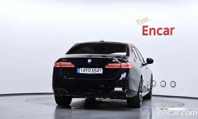 BMW 5 серия 2025 2.0 автомат (гидро), миниатюра 4 BMW 5 серия 2025 2.0 автомат (гидро), миниатюра 4