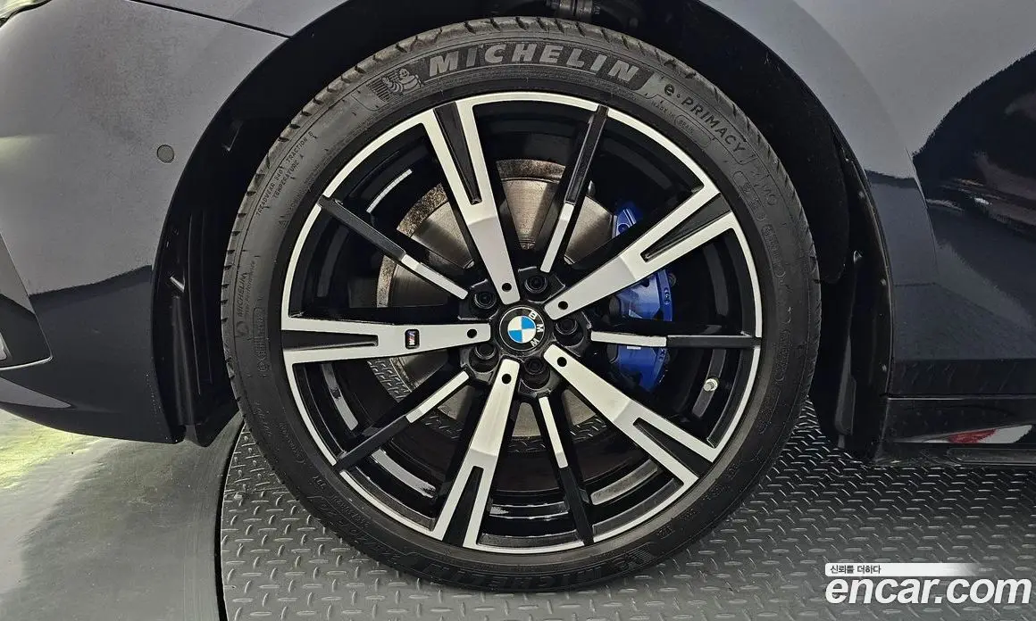 BMW 5 серия 2025 2.0 автомат (гидро), фото 5 BMW 5 серия 2025 2.0 автомат (гидро), фото 5