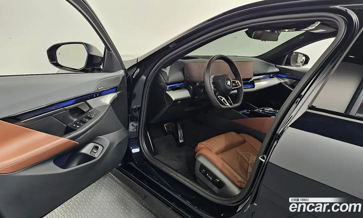 BMW 5 серия 2025 2.0 автомат (гидро), фото 10 BMW 5 серия 2025 2.0 автомат (гидро), фото 10