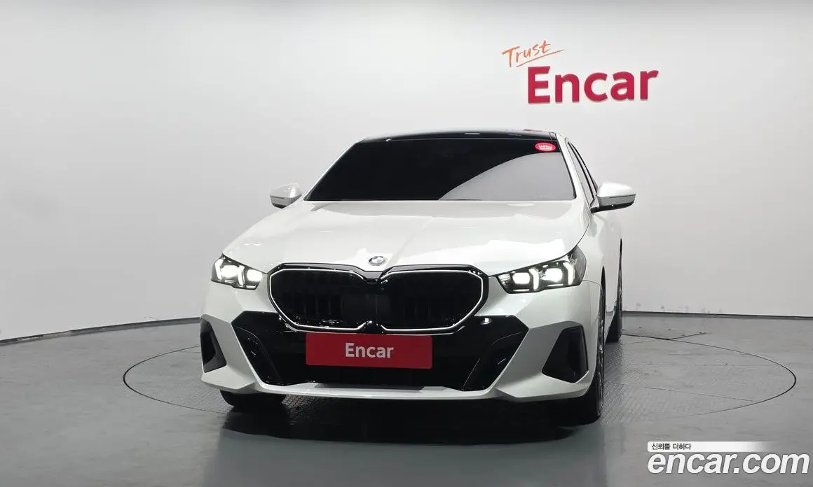 BMW 5 серия 2026 2.0 автомат (гидро), фото 3 BMW 5 серия 2026 2.0 автомат (гидро), фото 3