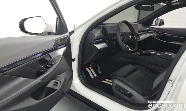BMW 5 серия 2026 2.0 автомат (гидро), миниатюра 10 BMW 5 серия 2026 2.0 автомат (гидро), миниатюра 10
