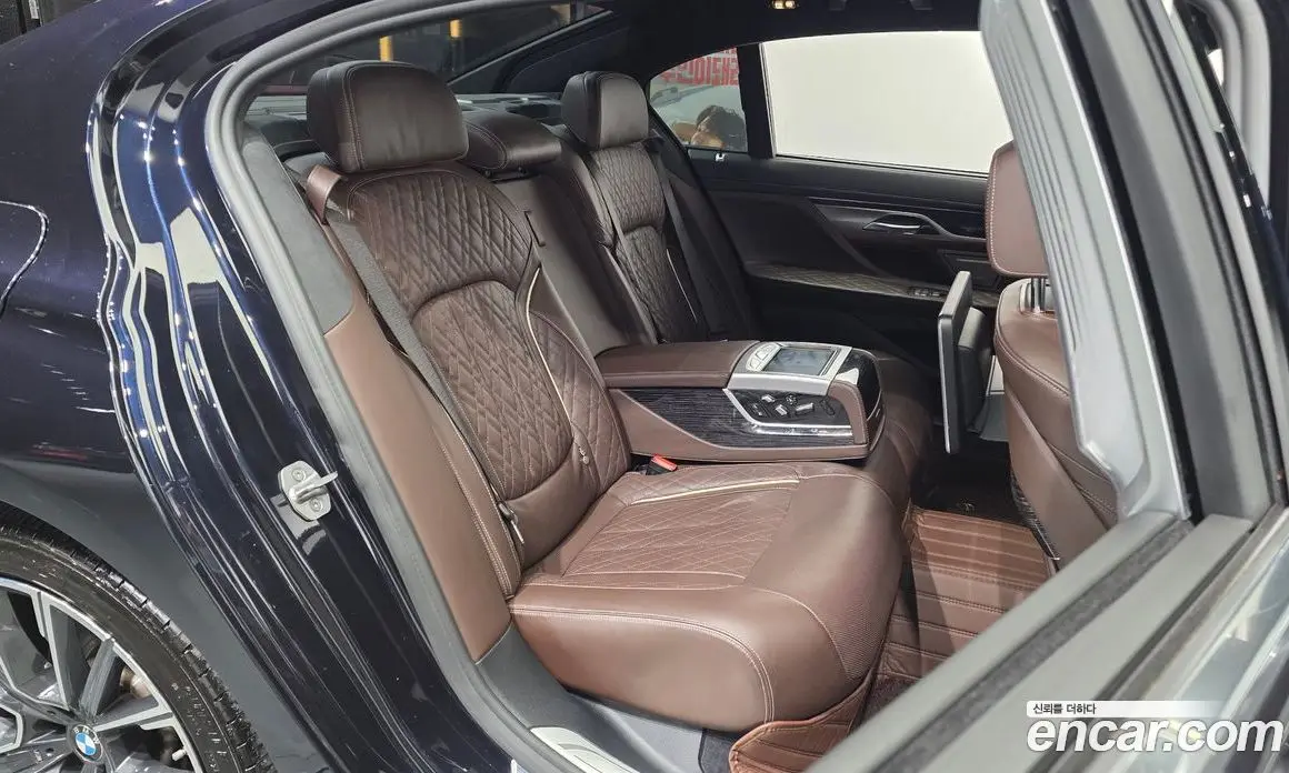 BMW 7 серия 2021 3.0 автомат (гидро), фото 18