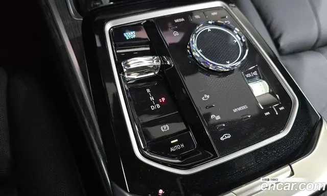 BMW i7 2025 0.3 автомат (гидро), миниатюра 12
