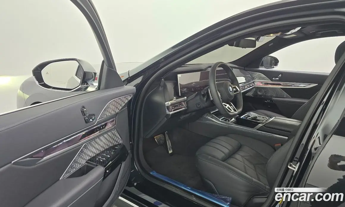 BMW i7 2025 0.3 автомат (гидро), фото 13 BMW i7 2025 0.3 автомат (гидро), фото 13