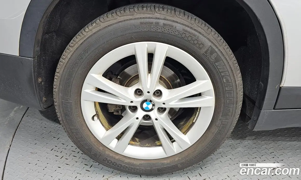 BMW X1 2017 2.0 автомат (гидро), фото 5 BMW X1 2017 2.0 автомат (гидро), фото 5
