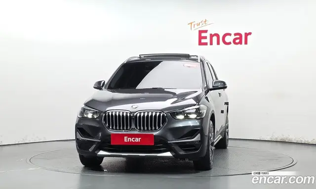 BMW X1 2022 2.0 автомат (гидро), миниатюра 2