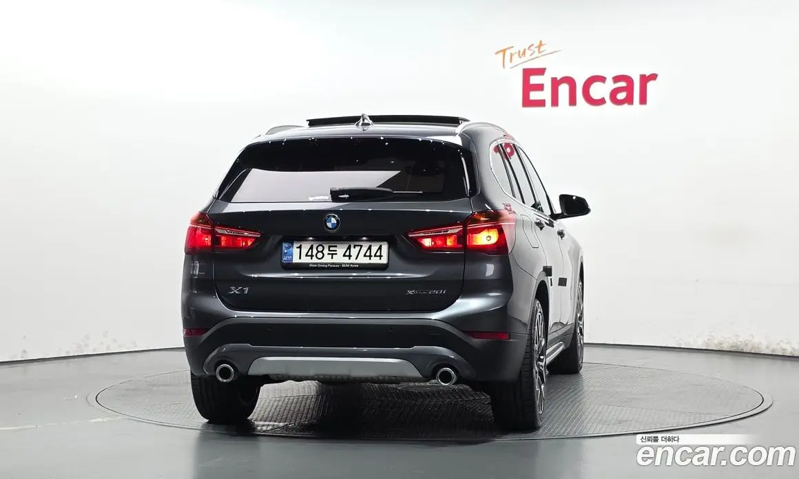 BMW X1 2022 2.0 автомат (гидро), фото 3