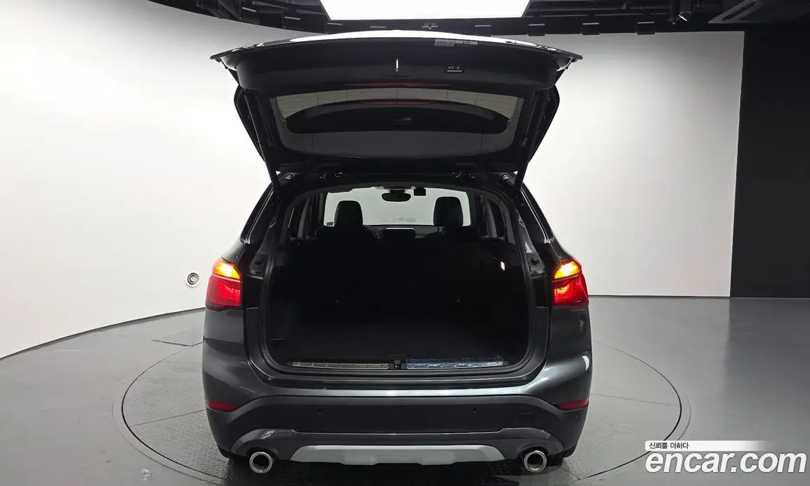 BMW X1 2022 2.0 автомат (гидро), фото 25