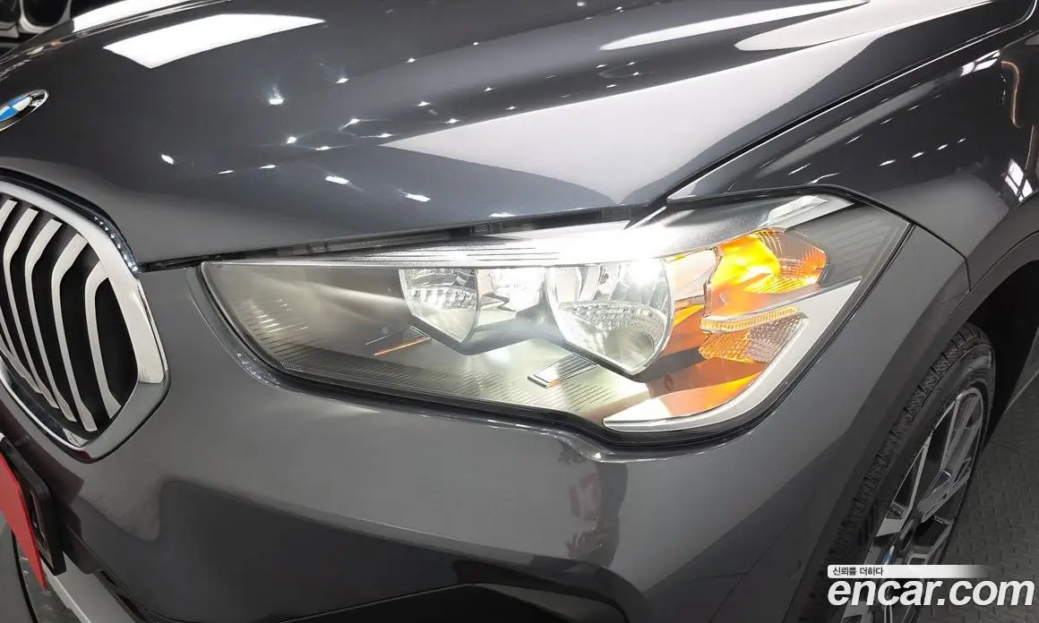 BMW X1 2022 2.0 автомат (гидро), фото 7