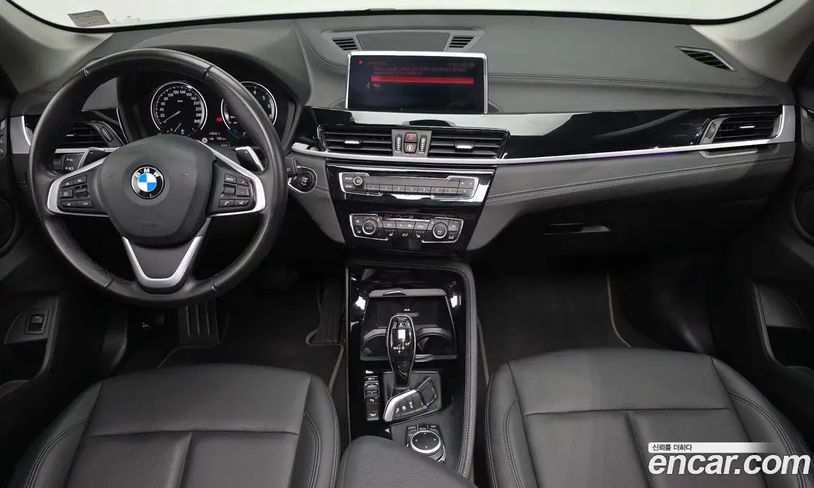 BMW X1 2022 2.0 автомат (гидро), фото 9
