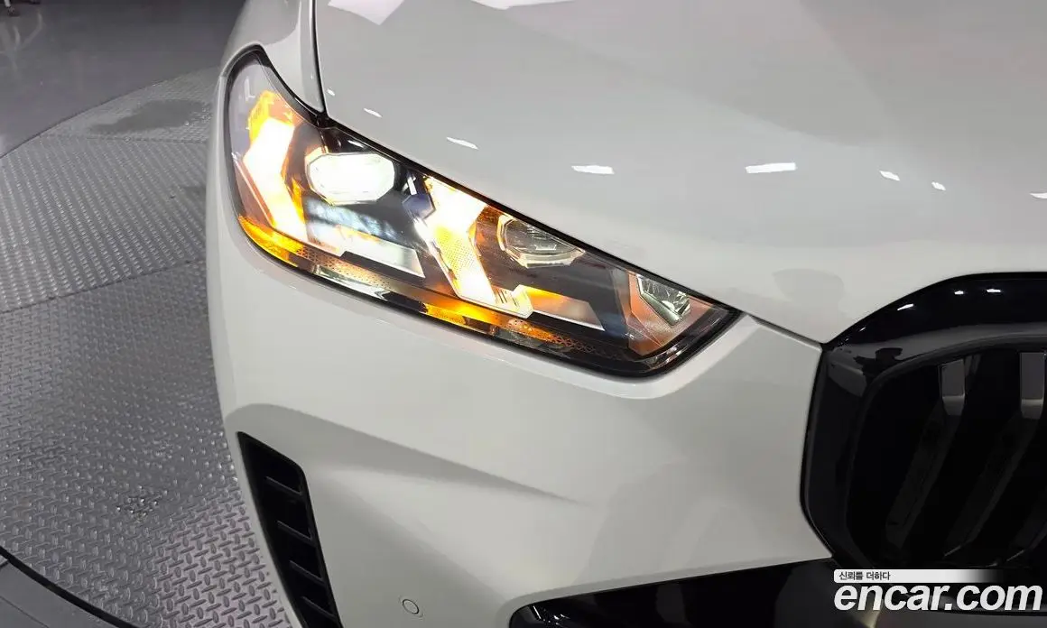 BMW X5 2025 3.0 автомат (гидро), фото 8