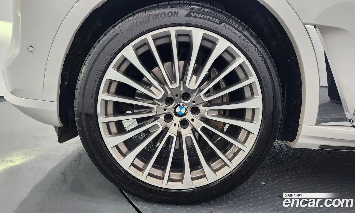 BMW X7 2023 3.0 автомат (гидро), фото 4 BMW X7 2023 3.0 автомат (гидро), фото 4