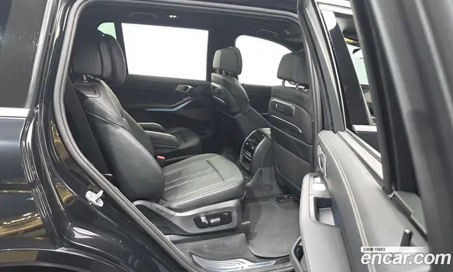 BMW X7 2025 3.0 автомат (гидро), миниатюра 12