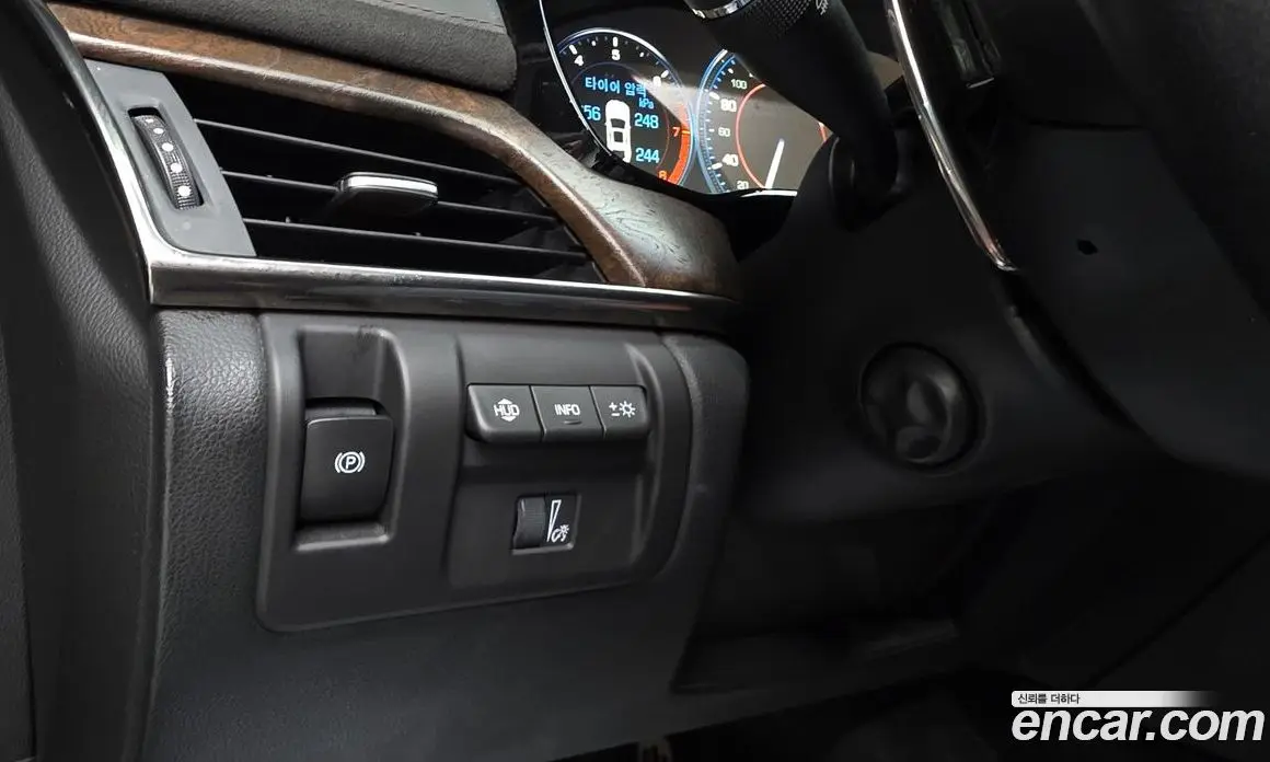 Cadillac CTS 2015 2.0 автомат (гидро), фото 18 Cadillac CTS 2015 2.0 автомат (гидро), фото 18