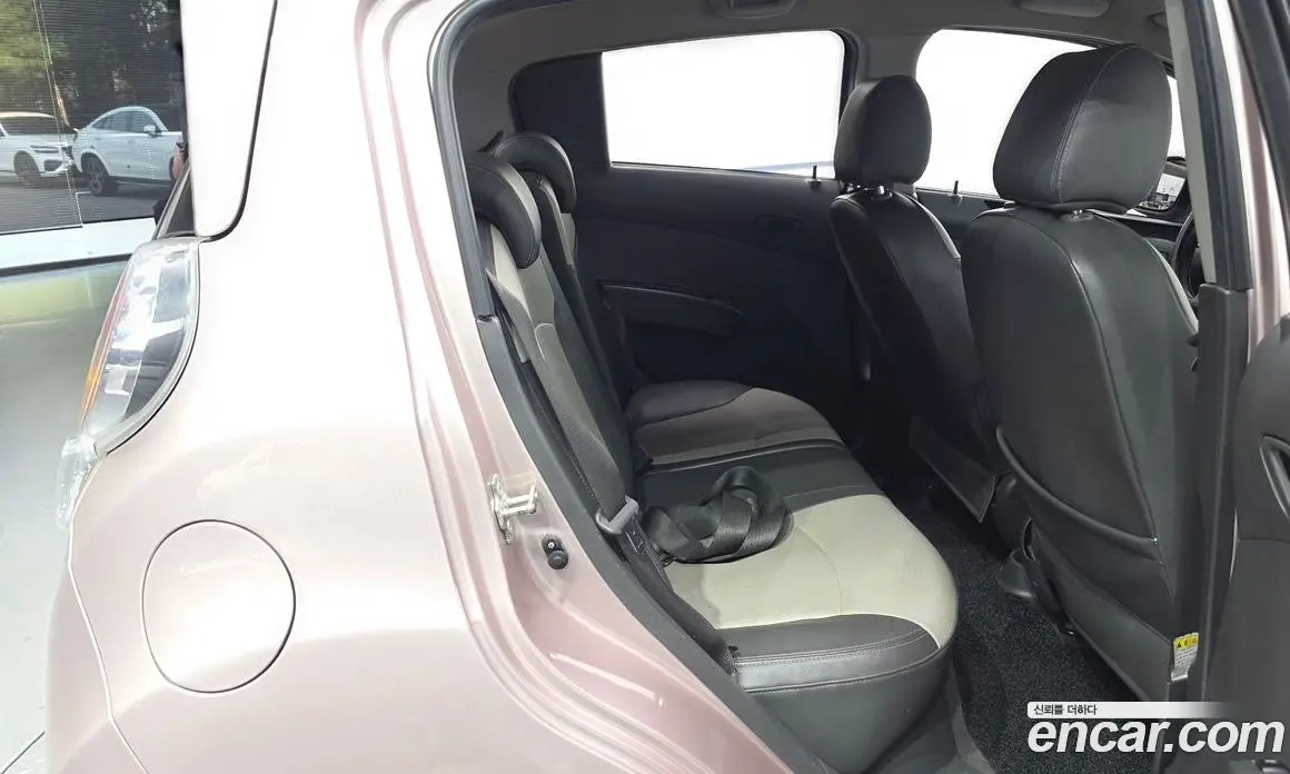 Chevrolet Spark 2011 1.0 автомат (гидро), фото 12 Chevrolet Spark 2011 1.0 автомат (гидро), фото 12