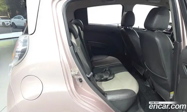 Chevrolet Spark 2011 1.0 автомат (гидро), миниатюра 12