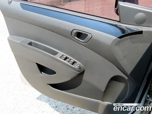Chevrolet Spark 2011 1.0 автомат (гидро), миниатюра 11 Chevrolet Spark 2011 1.0 автомат (гидро), миниатюра 11