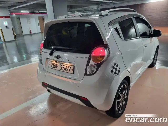 Chevrolet Spark 2012 1.0 автомат (гидро), миниатюра 2