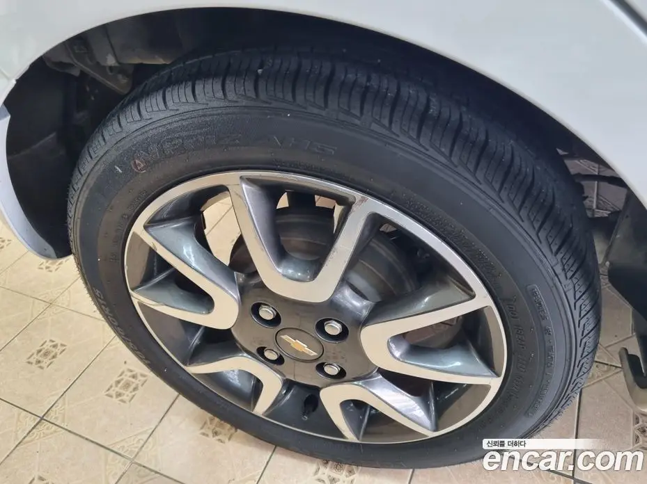 Chevrolet Spark 2012 1.0 автомат (гидро), фото 5