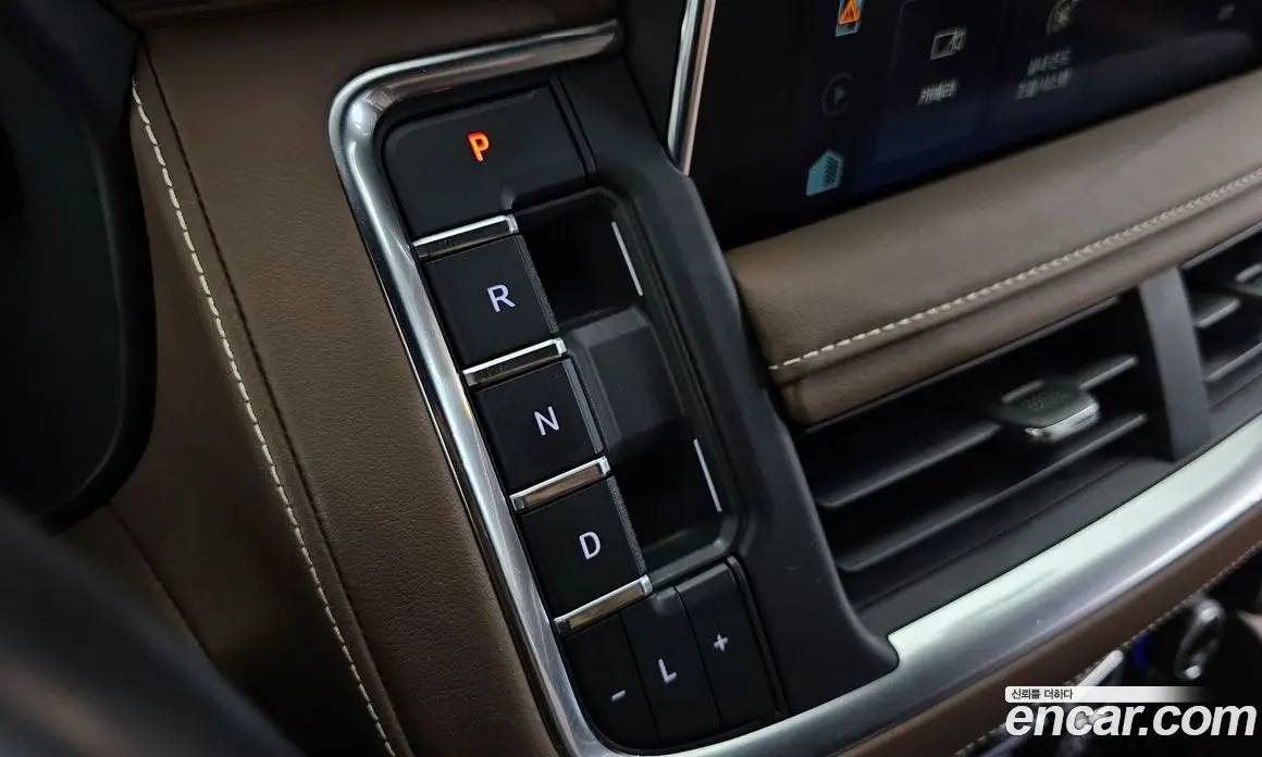 Chevrolet Tahoe 2022 6.2 автомат (гидро), фото 12