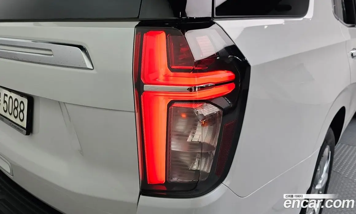 Chevrolet Tahoe 2022 6.2 автомат (гидро), фото 9