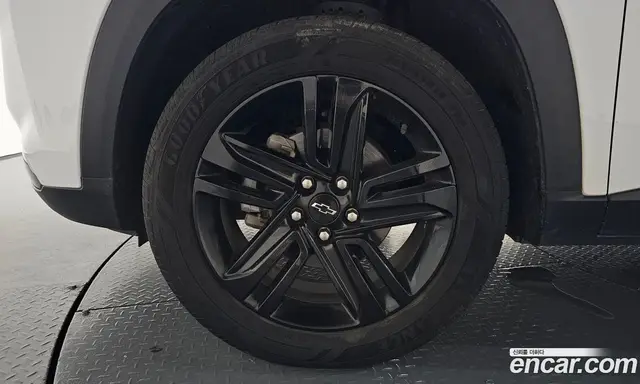 Chevrolet Trax 2023 1.2 автомат (гидро), миниатюра 4