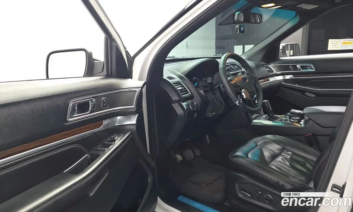 Ford Explorer 2015 2.3 автомат (гидро), фото 10 Ford Explorer 2015 2.3 автомат (гидро), фото 10
