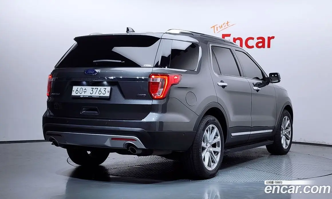 Ford Explorer 2017 3.5 автомат (гидро), фото 2 Ford Explorer 2017 3.5 автомат (гидро), фото 2