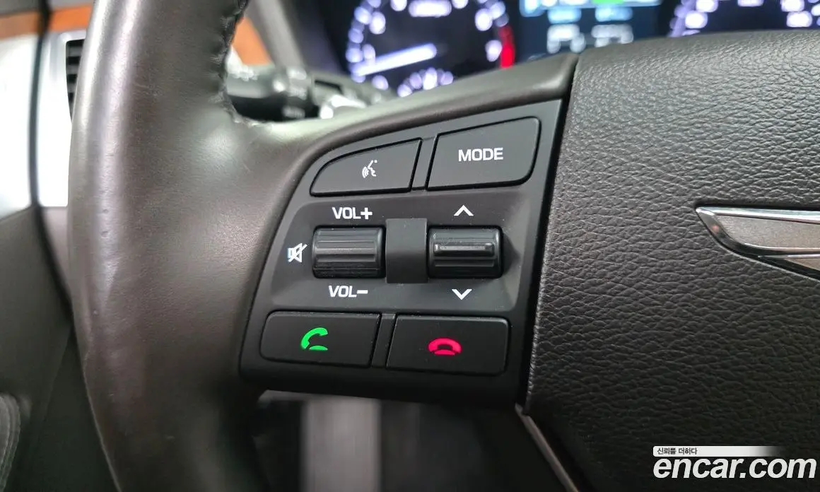 Genesis G80 2017 3.3 автомат (гидро), фото 25 Genesis G80 2017 3.3 автомат (гидро), фото 25