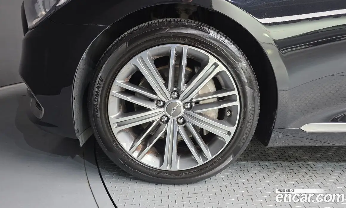 Genesis G80 2019 3.3 автомат (гидро), фото 5 Genesis G80 2019 3.3 автомат (гидро), фото 5