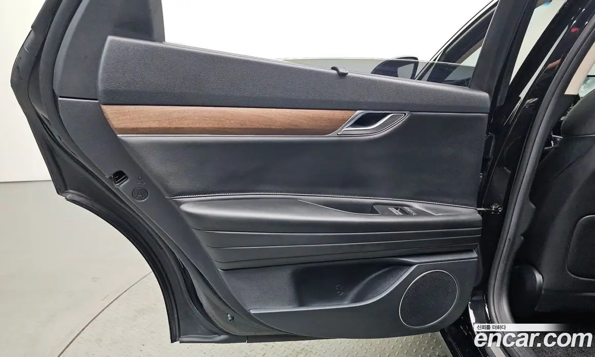 Genesis G80 2022 2.5 автомат (гидро), фото 15 Genesis G80 2022 2.5 автомат (гидро), фото 15