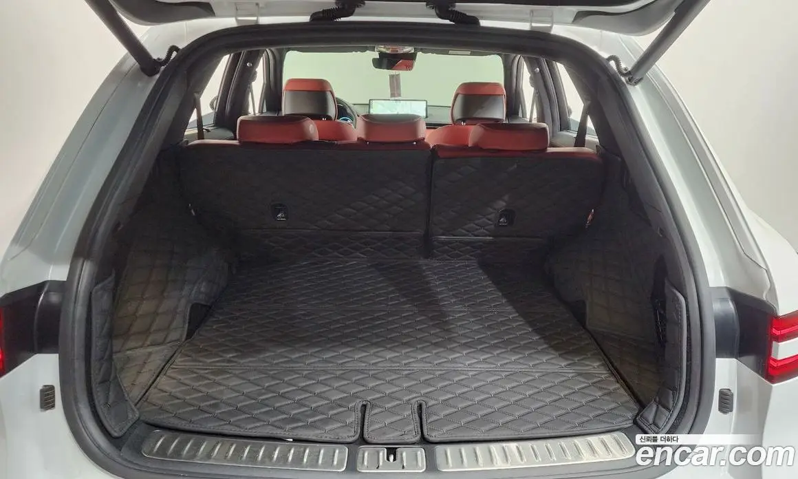 Genesis GV70 2022 2.5 автомат (гидро), фото 26 Genesis GV70 2022 2.5 автомат (гидро), фото 26
