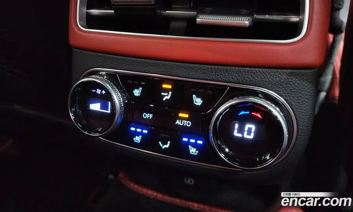 Genesis GV70 2022 2.5 автомат (гидро), фото 29 Genesis GV70 2022 2.5 автомат (гидро), фото 29